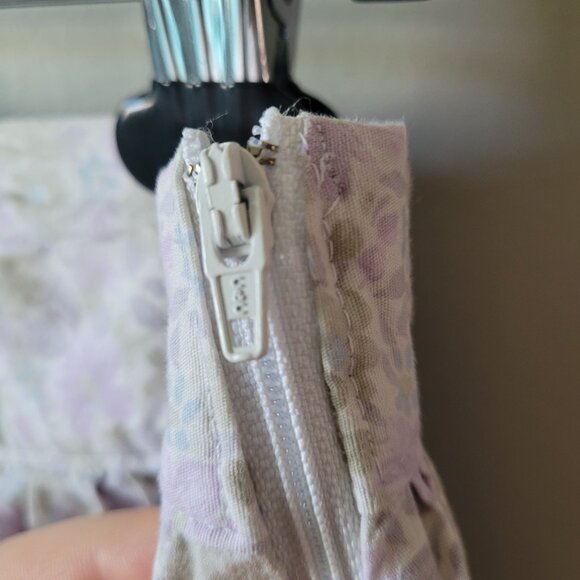 Handmade floral prarie skirt with lace trim - Picture 6 of 12